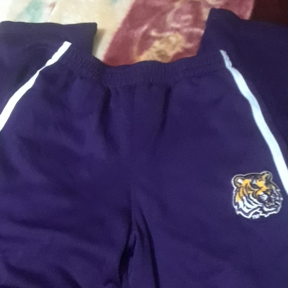 NWOT LSU PANTS SIZE 10/12 - Picture 4 of 6